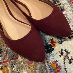PRICE FIRM | Old Navy | Pointed Faux Suede Flats